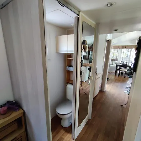 Charmant Mobil-home Proche Plage, Parking Gratuit Holiday home